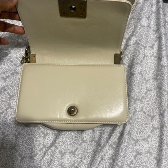 Chanel ivory rock chain small boy bag - Picture 6 of 10